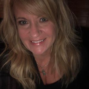 Meet your Posher, Michele